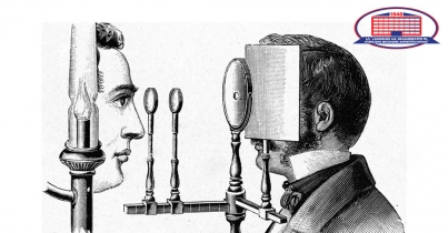 When Did The First Ophthalmoscope Appear?
