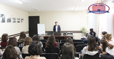 Clinical director of National Center of Surgery delivered a lecture about medicine to seniors in high school